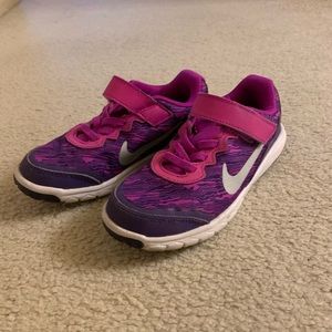 Girls Nike Sneakers Tennis Shoes Purple and Pink